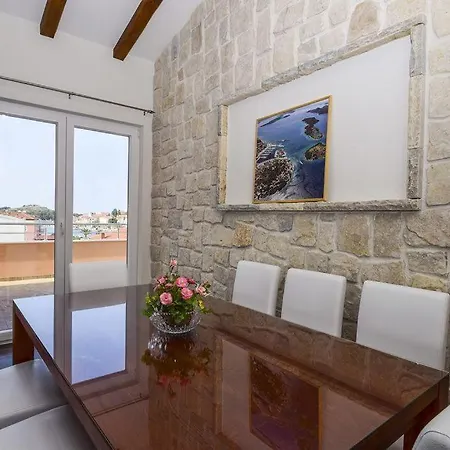 Villa Ukic Apartament *